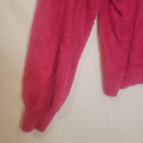 Halogen V Neck Fuzzy Sweater Pink Berry 2X - Picture 3 of 6